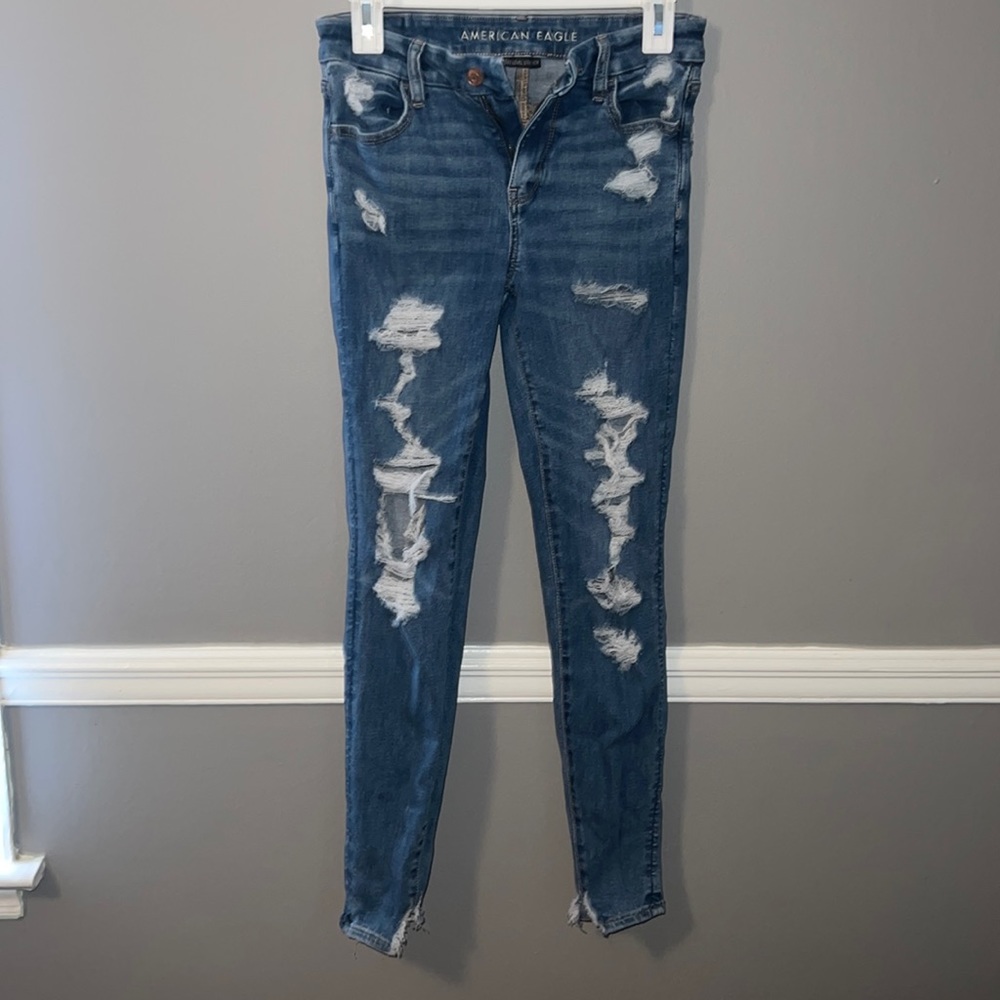 ✨AE Ripped Jeans✨